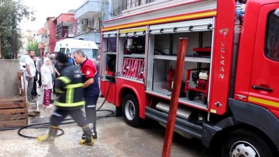 elektrik kontagi - Adana'da ev yangını  Videosu