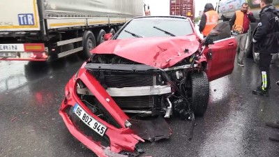 Anadolu Otoyolu'nda zincirleme trafik kazası: 8 yaralı - DÜZCE 