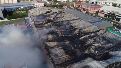 kirkoy -  Esenyurt'taki fabrika yangını kontrol altına alındı, yangından geri bu görüntüler kaldı  Videosu