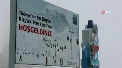  Erciyes'te kar kalınlığı 15 santimetreyi buldu 