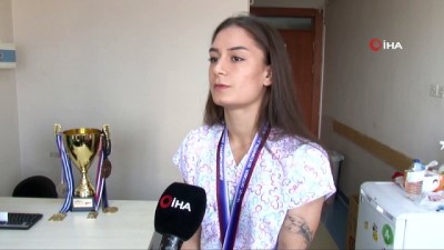  Kick Boksçu Hemşire Duygu Turan Avrupa Şampiyonu oldu 