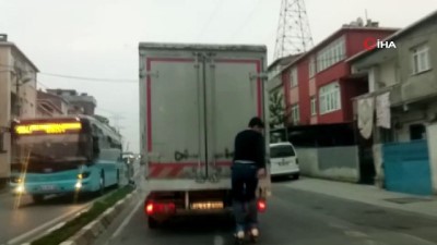  Sultanbeyli’de patenli gencin tehlikeli yolcuğu kamerada 