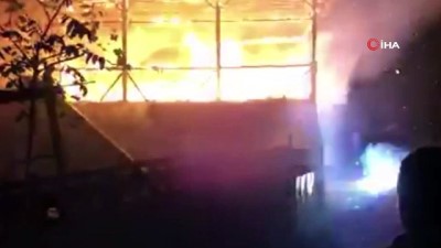 kazan dairesi -  Yangında patlayan elektrik trafosu mahalle halkına korkulu anlar yaşattı  Videosu