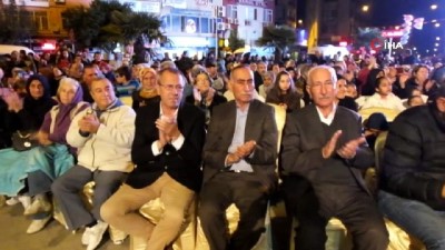  Burhaniyeliler Cumhuriyet Bayramı'nı etkinliklerle kutladı 