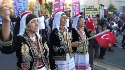 muzik grubu -  CHP'liler Anıtkabir’e yürüdü  Videosu