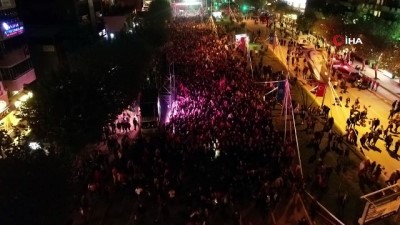  Nilüfer’de 200 bin kişi Cumhuriyet için yürüdü