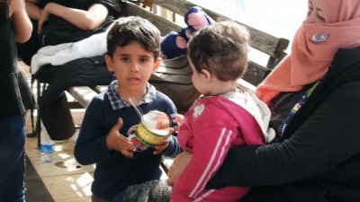  - Çeşme'de 92 kaçak göçmen yakalandı