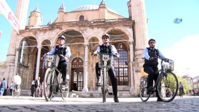  Konya'da bisikletli zabıtalar görevde 