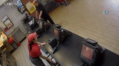 kredi karti -  Ukraynalı mühendis cep telefonunu çaldı, yiyecek siparişi verdi...Hırsız kamerada Videosu