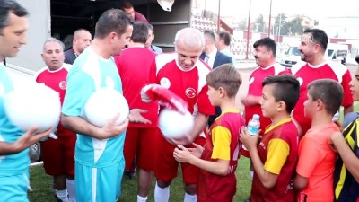 Hatay'da 'Futbolun Efsaneleri Gençlerle Buluşuyor' projesi