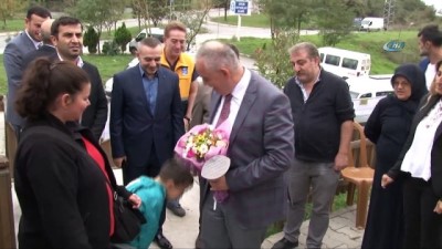  Minik hayvanseverler, hayvan dostlarıyla buluştu 