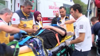 emniyet seridi -  Sakarya TEM Otoyolu'nda feci kaza: 1 ölü, 3 ağır yaralı Videosu