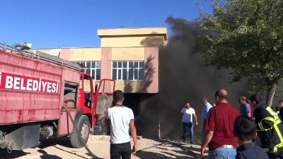Adıyaman'da akaryakıt istasyonunun deposunda yangın