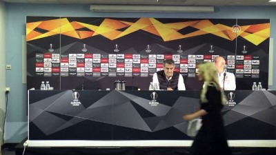 teknik direktor - Malmö-Beşiktaş maçının ardından - Şenol Güneş - MALMÖ  Videosu