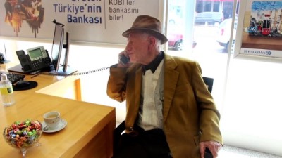telefon gorusmesi -  Manisa'da 82'lik ihtiyardan TSK’ya 100 bin TL bağış  Videosu