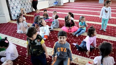 Anaokulu öğrencileri camiyi ziyaret etti - BATMAN 