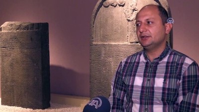 kacak kazi - Tarihi kentte 3 bin yıllık tapınak bulundu- ŞANLIURFA  Videosu