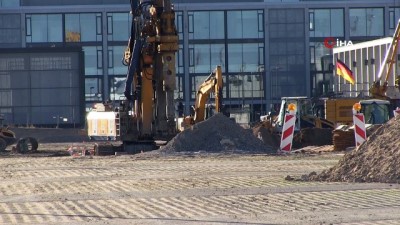 istifa -  - Berlin Havalimanı 12 Yıldır Açılamıyor  Videosu