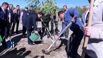 bassavci -  Hükümlüler Erzincan’da fidan dikti Videosu