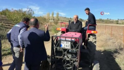 istimlak -  Köy yolunu ulaşıma kapatıp, gelen araçları geri çevirdiler  Videosu