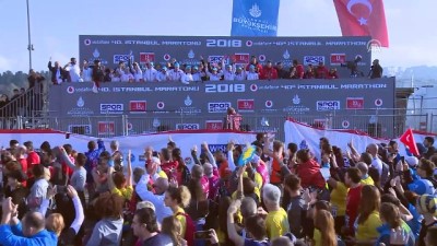 dunya sampiyonu - MS hastaları için geri geri koştu - İSTANBUL  Videosu