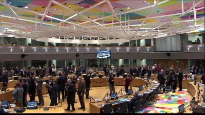 taahhut - Brexit müzakereleri 'ilerlemiyor' - BRÜKSEL  Videosu