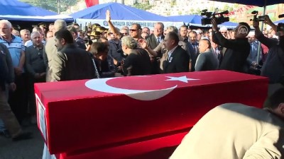 Süngü Tepe Üs Bölgesi'nde şehit olan Topçu Er Yusuf Önder son yolculuğuna uğurlandı - ANTALYA
