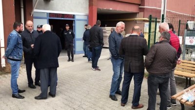 bassagligi - GÜNCELLEME 5 - Lastik-İş Genel Başkanı Karacan'a silahlı saldırı - SAKARYA Videosu