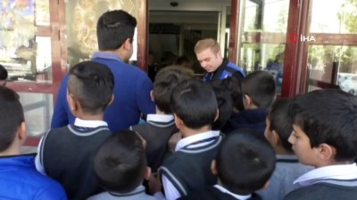 begendik -  Hakkarili öğrenciler sinemayla tanıştı  Videosu