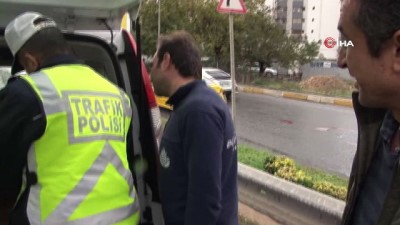 yagmurlu -  Kozyatağı’nda kamyon devrildi, art arda kazalar yaşandı  Videosu