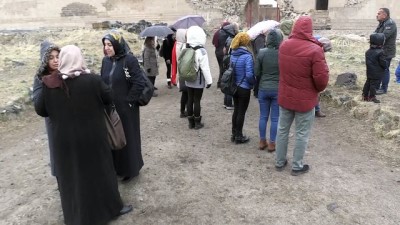 eziler - Doktorlar diyabetli hastalarıyla Ani Örenyeri'ni gezdi - KARS  Videosu