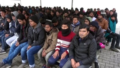 demir cubuk -  Yunanistan’ın darp edip, geri gönderdiği mülteciler Türkiye’ye teşekkür etti Videosu