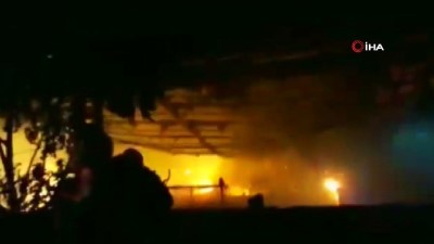 eglence mekani -  Denizli’de bir iş yeri alevlere teslim oldu  Videosu