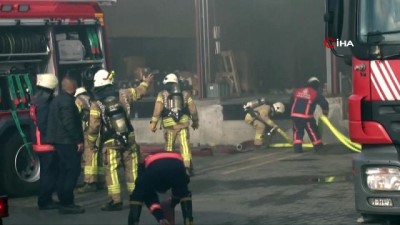 fabrika yangini -  Avcılar'da fabrika yangını  Videosu