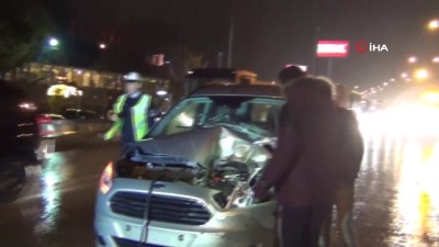  İnegöl'de zincirleme kaza: 5 araç birbirine girdi