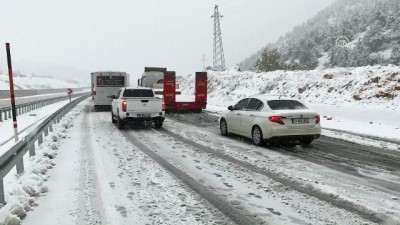 kar yagisi - Kahramanmaraş'ta ulaşıma kar engeli - KAHRAMANMARAŞ  Videosu