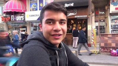  Bisiklette tehlikeli yolculuk kamerada 