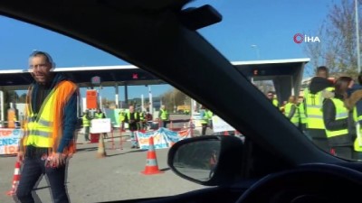 ziyaretciler -  - Fransa'da 'Sarı Yelekliler' Eyleme Devam Ediyor  Videosu