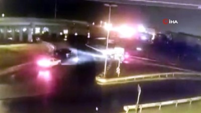 intihar -  Genç polis memuru aracında ölü bulundu...İntihar şüphesi üzerinde durulan polis memurunun aracının bariyerlere çarptığı anlar kamerada  Videosu