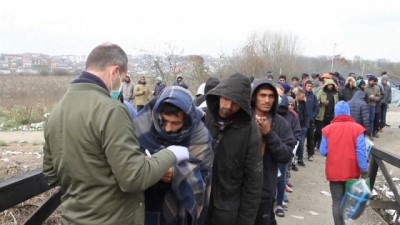 siginma - Bosna Hersek'te sıkışıp kalan sığınmacılar soğuk havada yaşam mücadelesi veriyor  Videosu