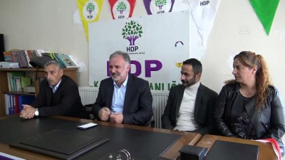 ozgurluk - HDP Grup Başkanvekili Bilgen: 'Her türlü çabamızın arkasındayız' - KARS  Videosu