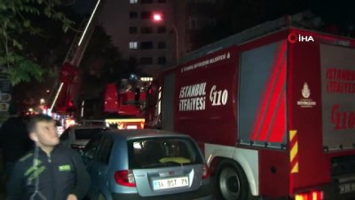  Kadıköy’de 14 katlı binanın çatısında yangın