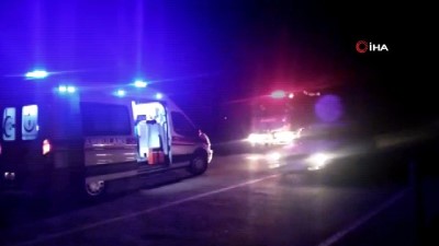  Otomobil traktör römorkuna çarptı: 1 ölü, 3 yaralı