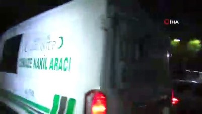  Gaziantep'te kamyon otomobil ile çarpıştı: 2 ölü, 3 yaralı
