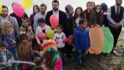 musluman -  Suriyeli çocuklar Akdeniz'deki göçmen ölümleri için sahilde buluştu  Videosu