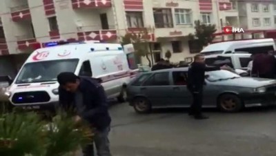 silahli kavga -  Başkent’te silahlı kavga: 1 ölü, 1 yaralı Videosu
