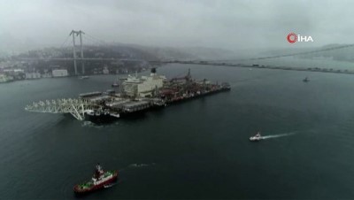 uzunlu -  Dev geminin İstanbul Boğazı'ndan geçişi havadan görüntülendi  Videosu