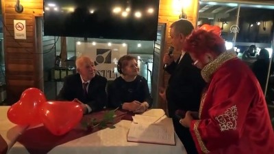 lens - Huzurevinde yaşayan çiftin nikahını belediye başkanı kıydı - AYDIN Videosu