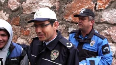 polis sapkasi - Polis otosuyla okula gitme hayali gerçek oldu - TOKAT  Videosu