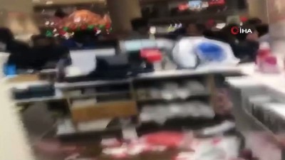 alisveris merkezi -  - ABD'de Saldırı: 3 Yaralı  Videosu